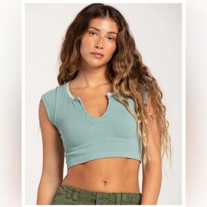 NWT BDG Urban Outfitters Seamless Going For Gold Knit Top cropped short